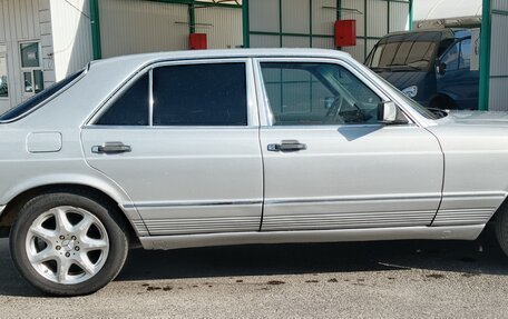 Mercedes-Benz S-Класс, 1984 год, 560 000 рублей, 7 фотография