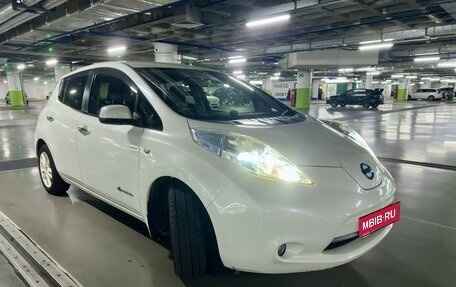 Nissan Leaf I, 2013 год, 350 000 рублей, 1 фотография