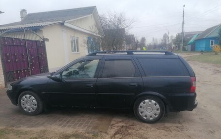 Opel Vectra B рестайлинг, 1998 год, 215 000 рублей, 3 фотография