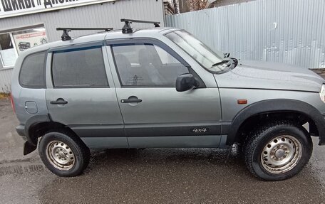 Chevrolet Niva I рестайлинг, 2005 год, 380 000 рублей, 3 фотография