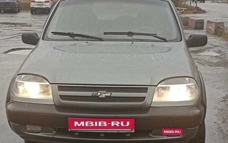 Chevrolet Niva I рестайлинг, 2005 год, 380 000 рублей, 2 фотография