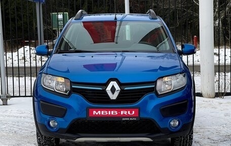 Renault Sandero II рестайлинг, 2015 год, 1 059 000 рублей, 2 фотография