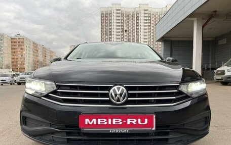 Volkswagen Passat B8 рестайлинг, 2019 год, 1 900 000 рублей, 7 фотография