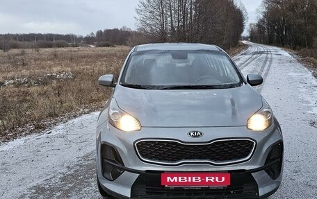 KIA Sportage IV рестайлинг, 2019 год, 2 050 000 рублей, 9 фотография