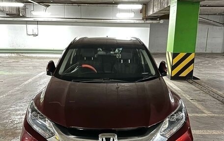 Honda Vezel, 2015 год, 1 600 000 рублей, 3 фотография