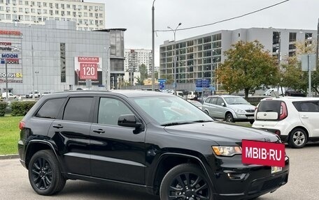 Jeep Grand Cherokee, 2018 год, 3 685 000 рублей, 7 фотография