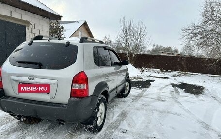 Hyundai Tucson III, 2008 год, 750 000 рублей, 2 фотография