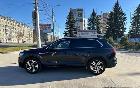 Volkswagen Touareg III, 2019 год, 5 450 000 рублей, 4 фотография