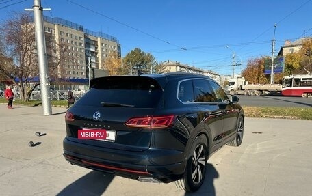 Volkswagen Touareg III, 2019 год, 5 450 000 рублей, 8 фотография