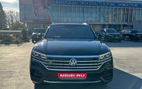 Volkswagen Touareg III, 2019 год, 5 450 000 рублей, 2 фотография