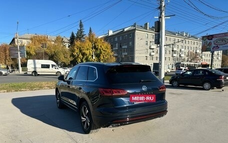 Volkswagen Touareg III, 2019 год, 5 450 000 рублей, 6 фотография