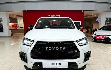 Toyota Hilux VIII, 2023 год, 8 500 000 рублей, 2 фотография