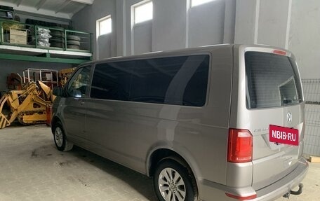 Volkswagen Caravelle T6 рестайлинг, 2019 год, 3 500 000 рублей, 5 фотография