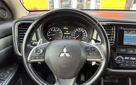 Mitsubishi Outlander III рестайлинг 3, 2013 год, 1 540 000 рублей, 14 фотография