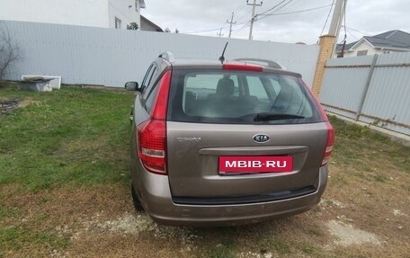 KIA cee'd I рестайлинг, 2010 год, 800 000 рублей, 12 фотография