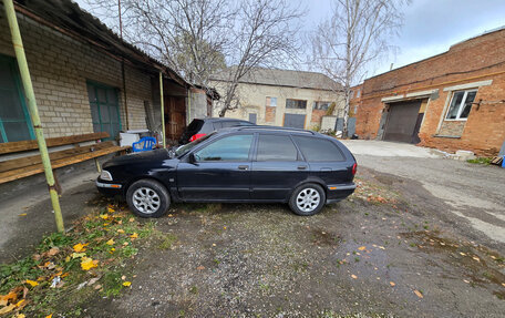 Volvo V40 I, 1999 год, 250 000 рублей, 2 фотография