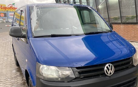 Volkswagen Transporter T5 рестайлинг, 2013 год, 1 800 000 рублей, 3 фотография