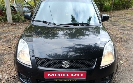 Suzuki Swift III, 2010 год, 720 000 рублей, 2 фотография