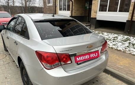 Chevrolet Cruze II, 2011 год, 775 000 рублей, 8 фотография