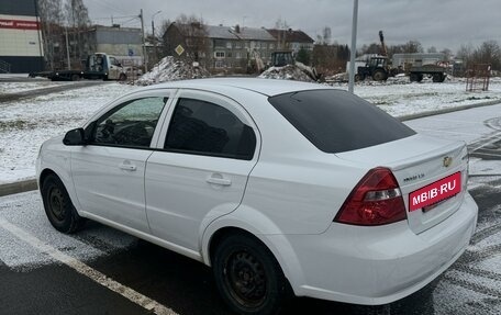 Chevrolet Aveo III, 2011 год, 830 000 рублей, 2 фотография