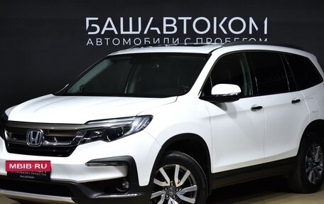 Honda Pilot III рестайлинг, 2020 год, 4 200 000 рублей, 2 фотография