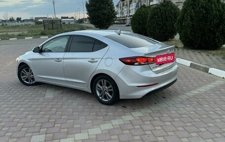 Hyundai Elantra VI рестайлинг, 2017 год, 1 750 000 рублей, 3 фотография