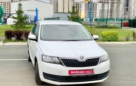 Skoda Rapid I, 2018 год, 1 050 000 рублей, 2 фотография