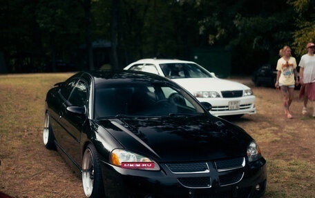 Dodge Stratus II, 2003 год, 780 000 рублей, 2 фотография