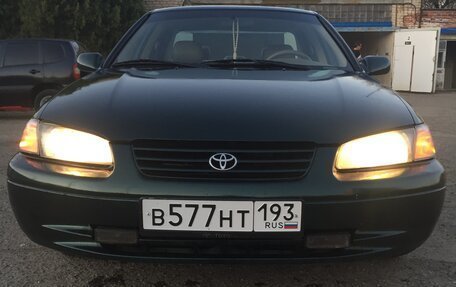 Toyota Camry, 1999 год, 600 000 рублей, 2 фотография