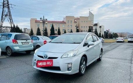 Toyota Prius, 2009 год, 1 079 000 рублей, 2 фотография