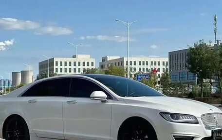 Lincoln MKZ II рестайлинг, 2020 год, 2 430 000 рублей, 3 фотография