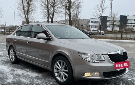 Skoda Superb III рестайлинг, 2012 год, 1 890 000 рублей, 3 фотография