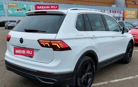 Volkswagen Tiguan II, 2021 год, 2 665 000 рублей, 4 фотография