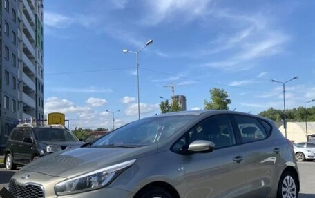 KIA cee'd III, 2013 год, 1 100 000 рублей, 2 фотография