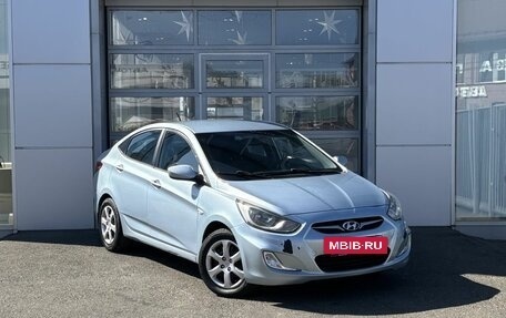 Hyundai Solaris II рестайлинг, 2011 год, 795 000 рублей, 3 фотография