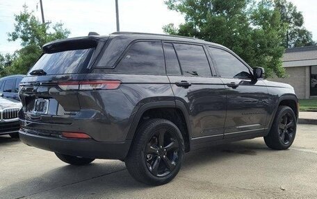 Jeep Grand Cherokee, 2023 год, 7 270 000 рублей, 3 фотография