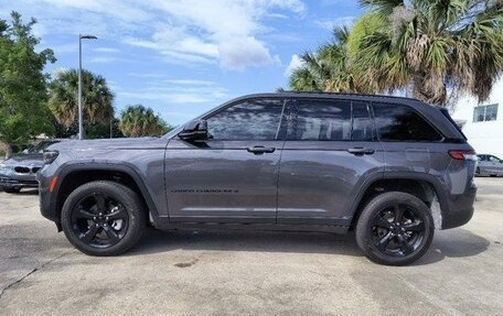 Jeep Grand Cherokee, 2023 год, 7 270 000 рублей, 5 фотография