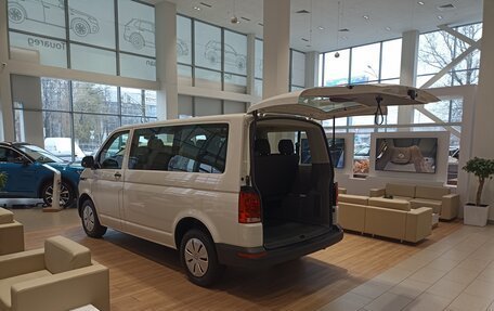 Volkswagen Caravelle T6 рестайлинг, 2024 год, 9 750 000 рублей, 14 фотография