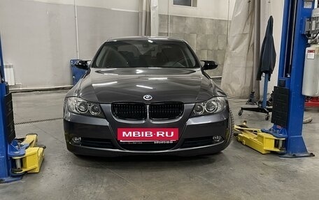 BMW 3 серия, 2008 год, 1 100 000 рублей, 3 фотография