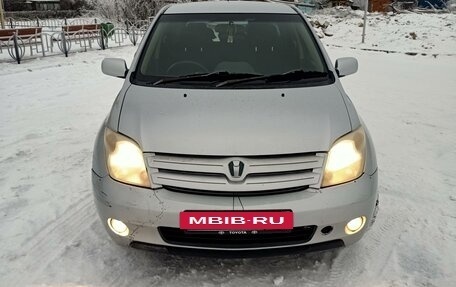 Toyota Ist II, 2002 год, 500 000 рублей, 2 фотография