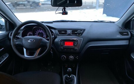 KIA Rio III рестайлинг, 2013 год, 999 990 рублей, 4 фотография