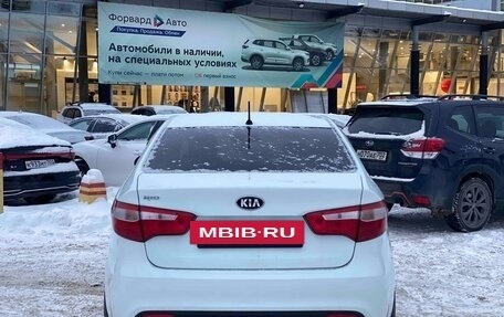 KIA Rio III рестайлинг, 2013 год, 999 990 рублей, 12 фотография