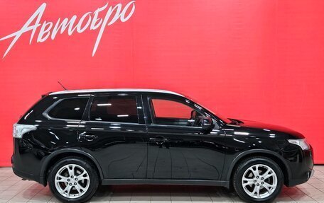 Mitsubishi Outlander III рестайлинг 3, 2014 год, 1 249 000 рублей, 6 фотография