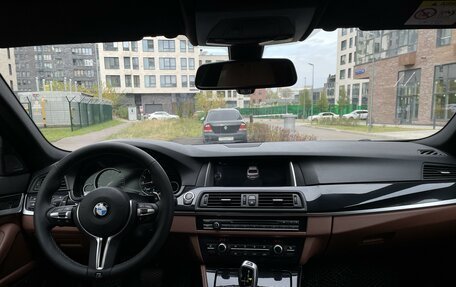 BMW 5 серия, 2016 год, 2 870 000 рублей, 15 фотография