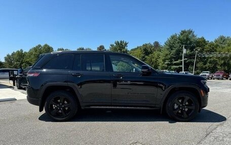 Jeep Grand Cherokee, 2023 год, 7 300 000 рублей, 8 фотография