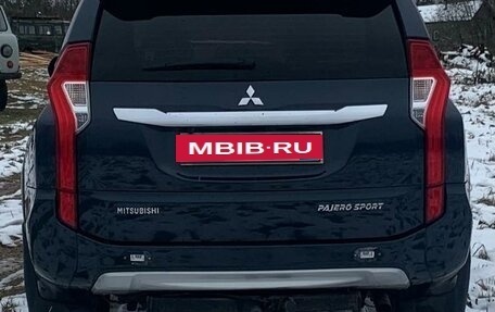 Mitsubishi Pajero Sport III рестайлинг, 2018 год, 2 990 000 рублей, 11 фотография