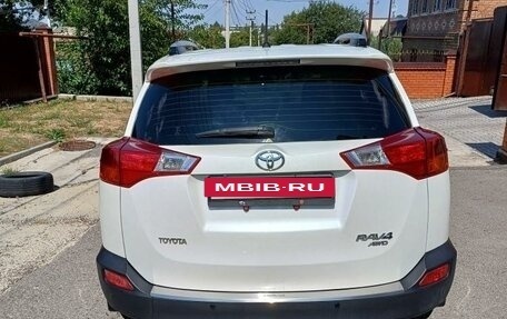 Toyota RAV4, 2014 год, 2 900 000 рублей, 2 фотография