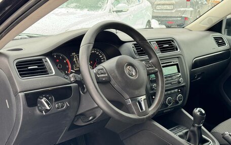 Volkswagen Jetta VI, 2012 год, 1 049 000 рублей, 5 фотография