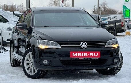 Volkswagen Jetta VI, 2012 год, 1 049 000 рублей, 7 фотография