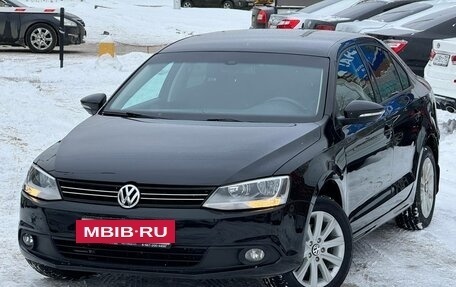 Volkswagen Jetta VI, 2012 год, 1 049 000 рублей, 11 фотография